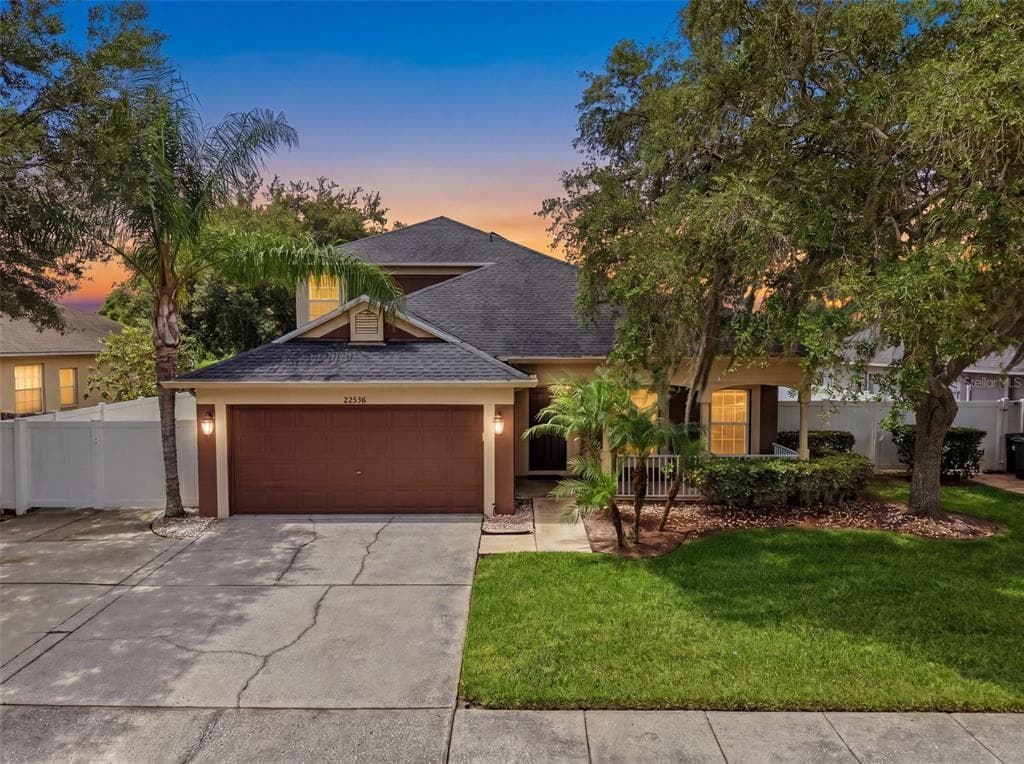 22536 LAURELDALE DRIVE LUTZ, FL 33549