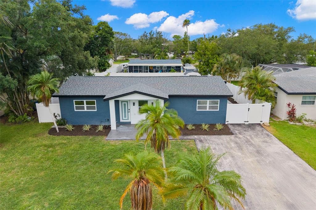 4430 CARSON STREET NE ST PETERSBURG, FL 33703