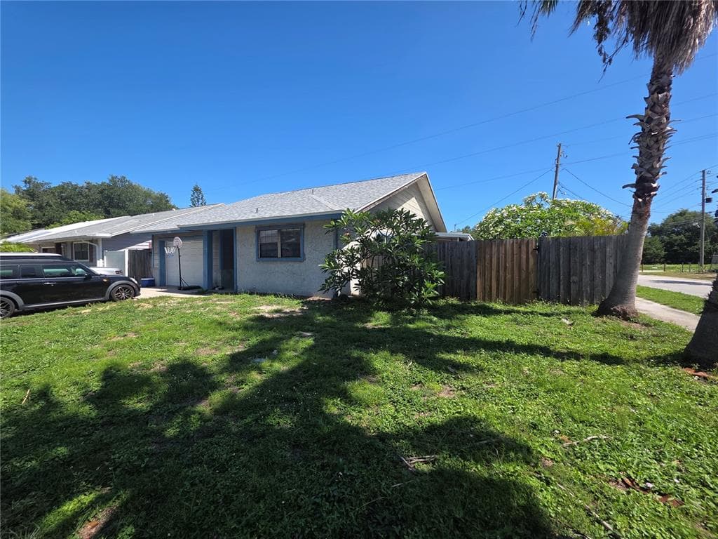3221 138TH PLACE LARGO, FL 33771
