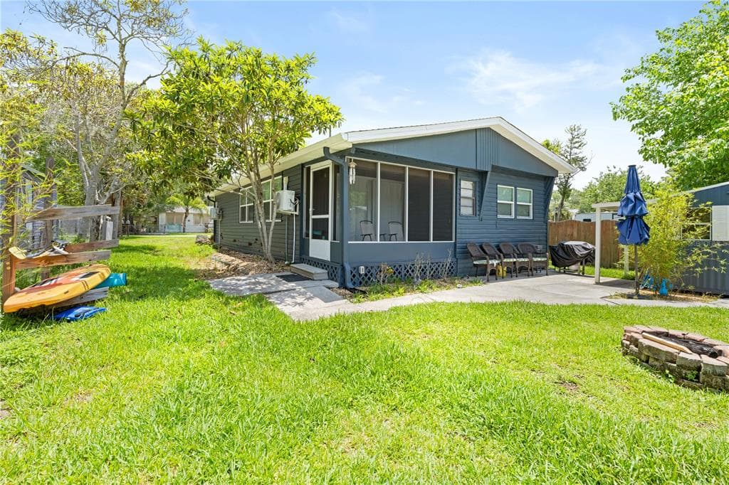 7281 ABERDEEN COURT WEEKI WACHEE, FL 34607