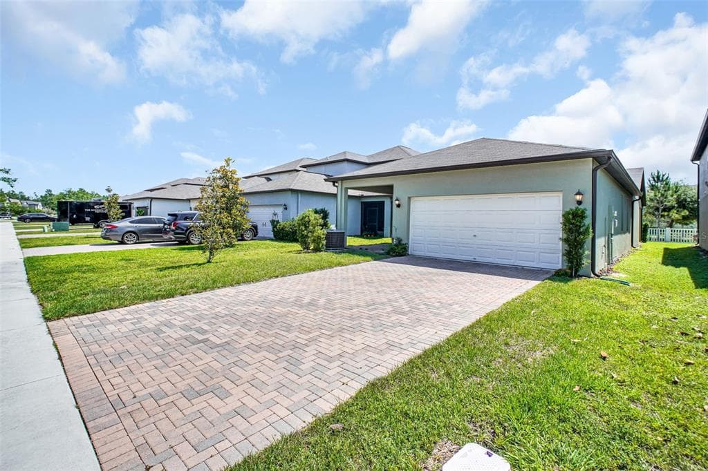 9579 FLOURISH DRIVE LAND O LAKES, FL 34637