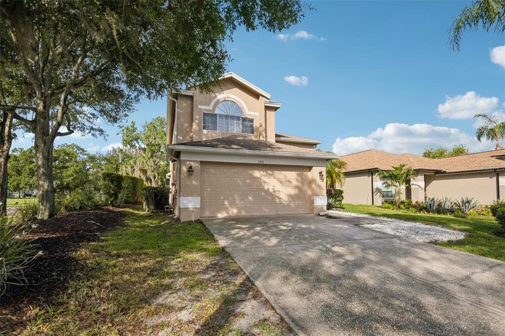 586 KINGSMILL COURT