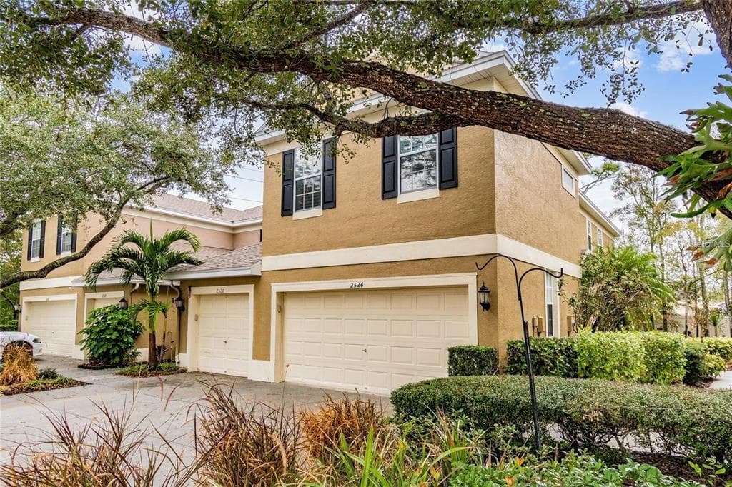 2524 NEWBERN AVENUE CLEARWATER, FL 33761