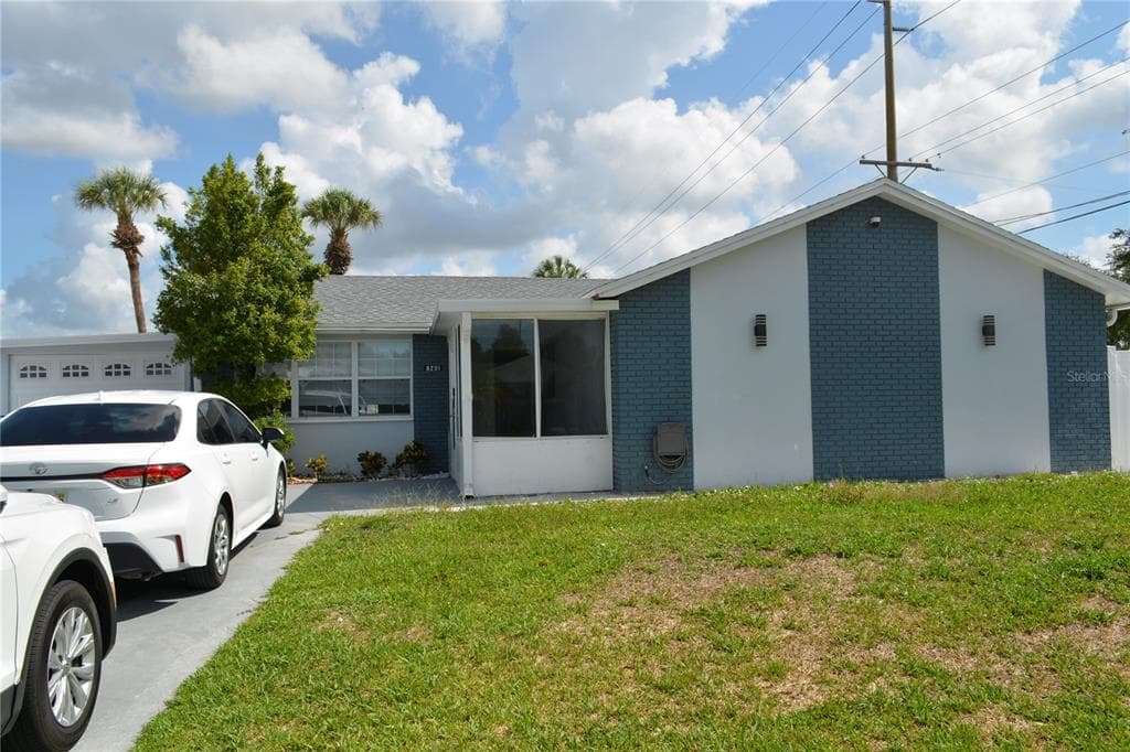 8201 DONALDSON DRIVE TAMPA, FL 33615