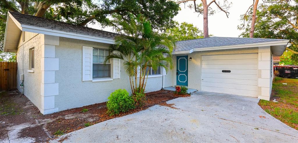 12909 83RD AVENUE SEMINOLE, FL 33776