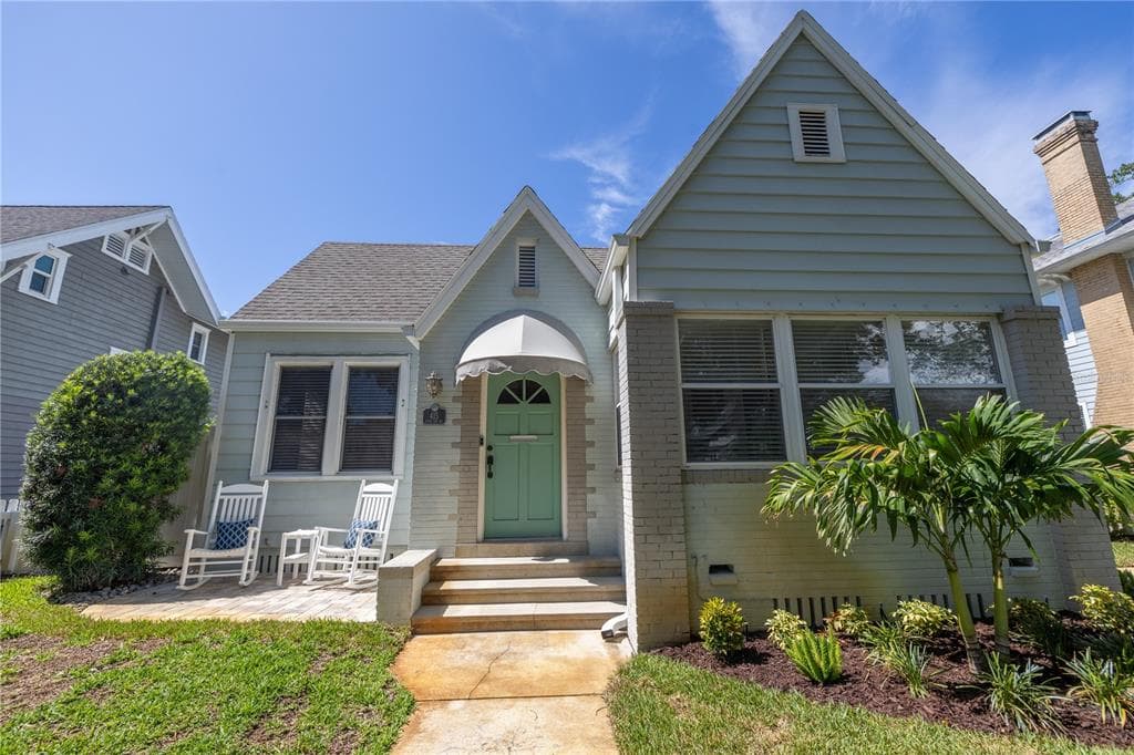 415 19TH AVENUE NE ST PETERSBURG, FL 33704
