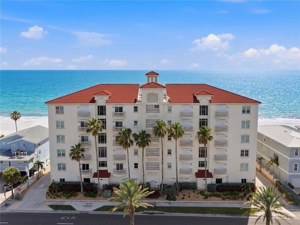 19130 GULF BOULEVARD UNIT V4 INDIAN ROCKS BEACH, FL 33785