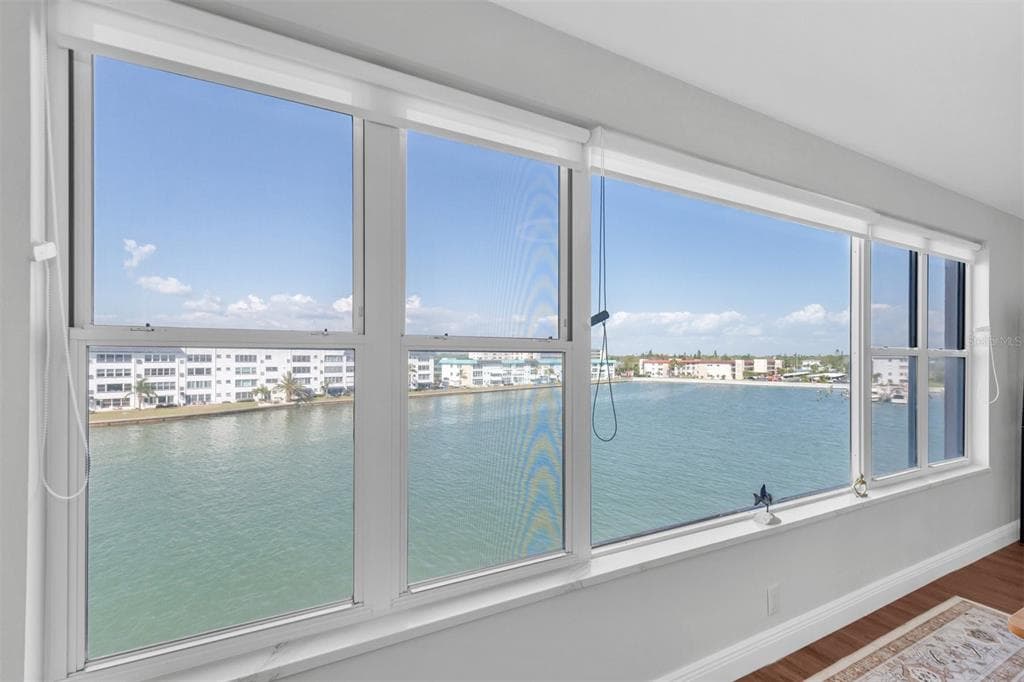 6025 SHORE BOULEVARD S UNIT 405 GULFPORT, FL 33707
