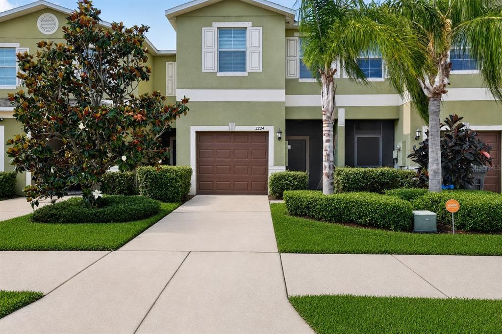2224 GOLDEN FALCON DRIVE RUSKIN, FL 33570