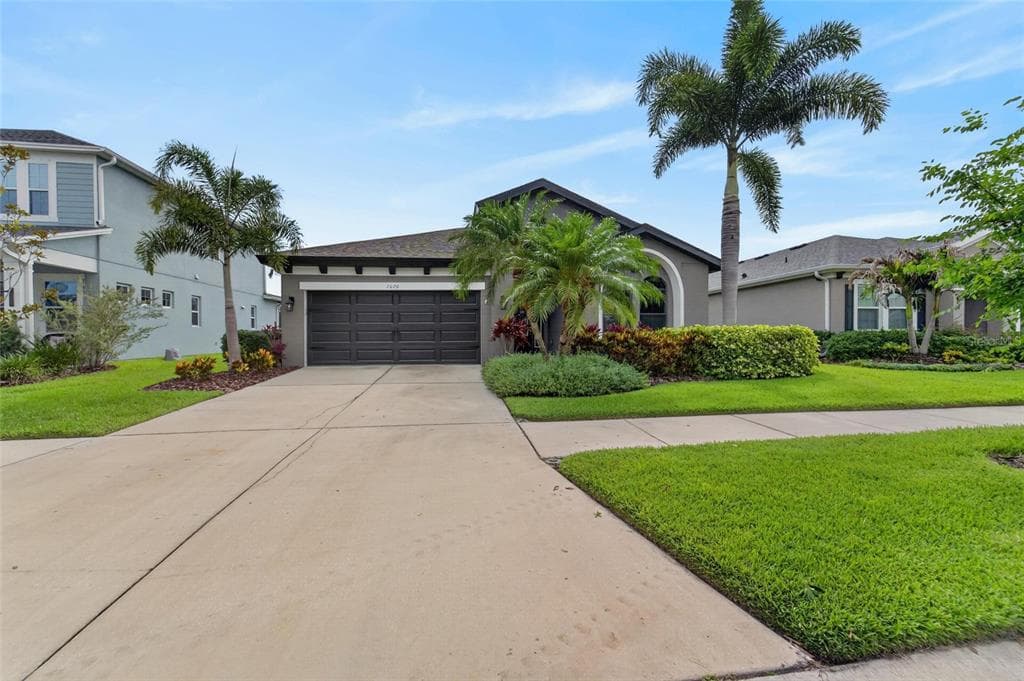7020 OLD BENTON DRIVE