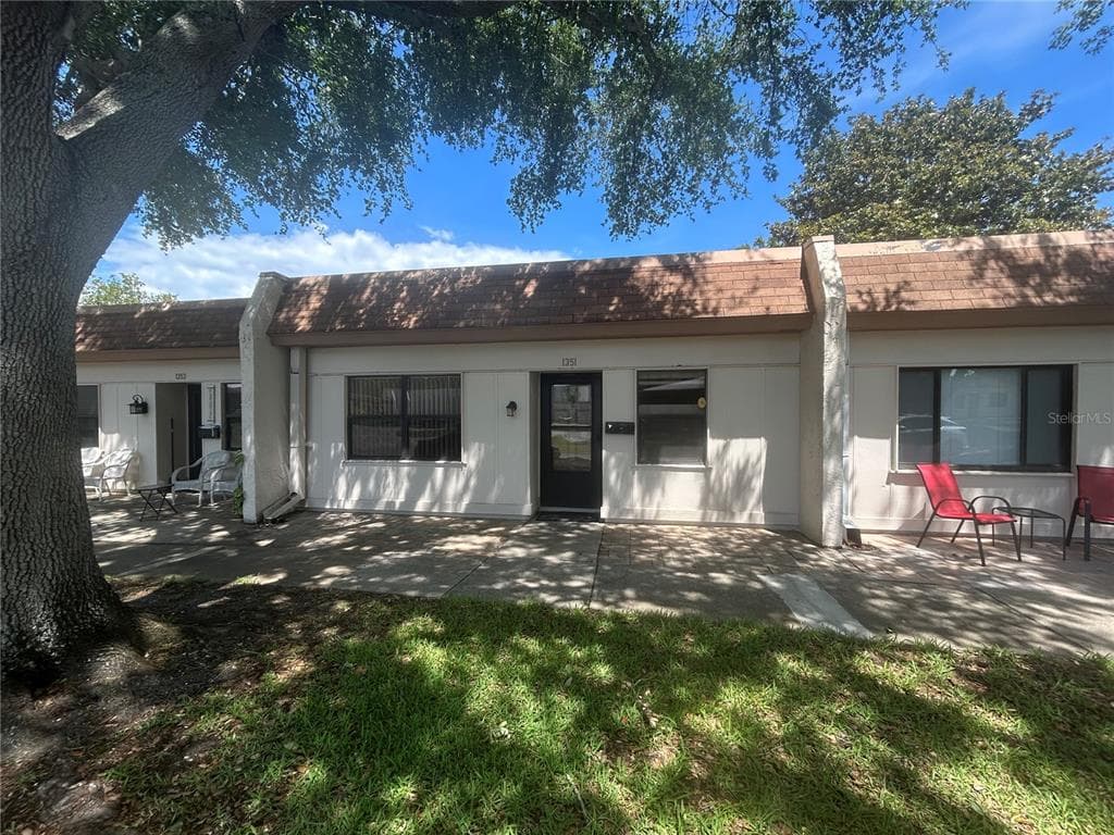 1351 MISSION CIRCLE UNIT 48-E CLEARWATER, FL 33759