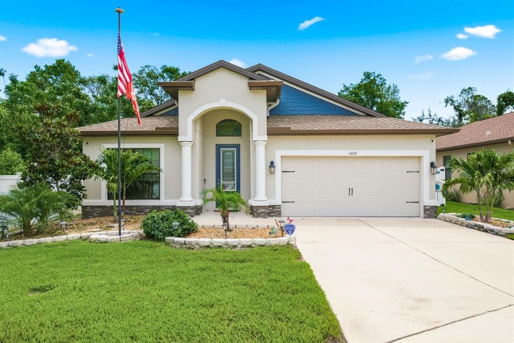 11632 WEAVER HOLLOW ROAD