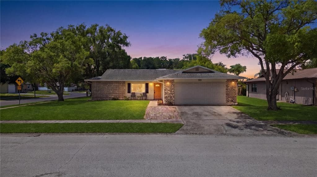 8302 TAHR AVENUE NEW PORT RICHEY, FL 34653