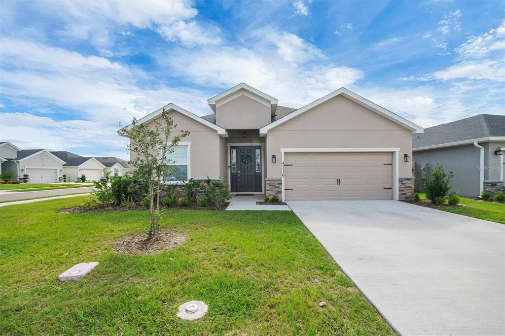 4519 RAPALLO AVENUE WINTER HAVEN, FL 33884