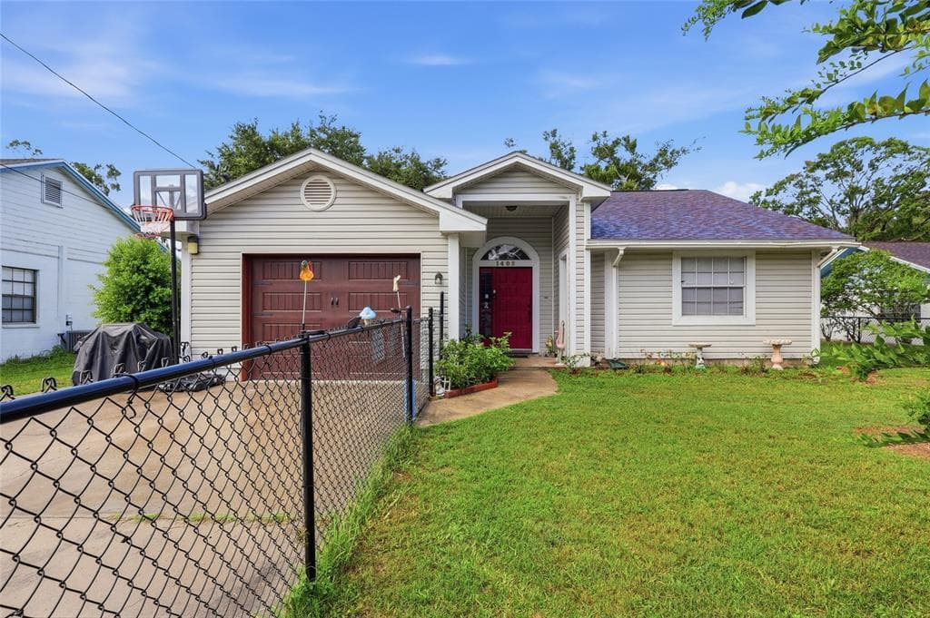 1405 E FRANCES AVENUE PLANT CITY, FL 33563