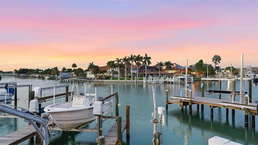 503 LAGUNA DRIVE TIERRA VERDE, FL 33715