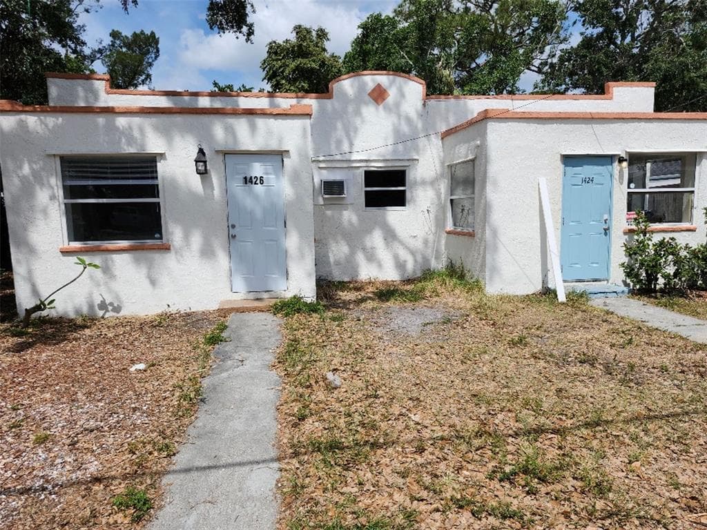 1426 10TH STREET W BRADENTON, FL 34205