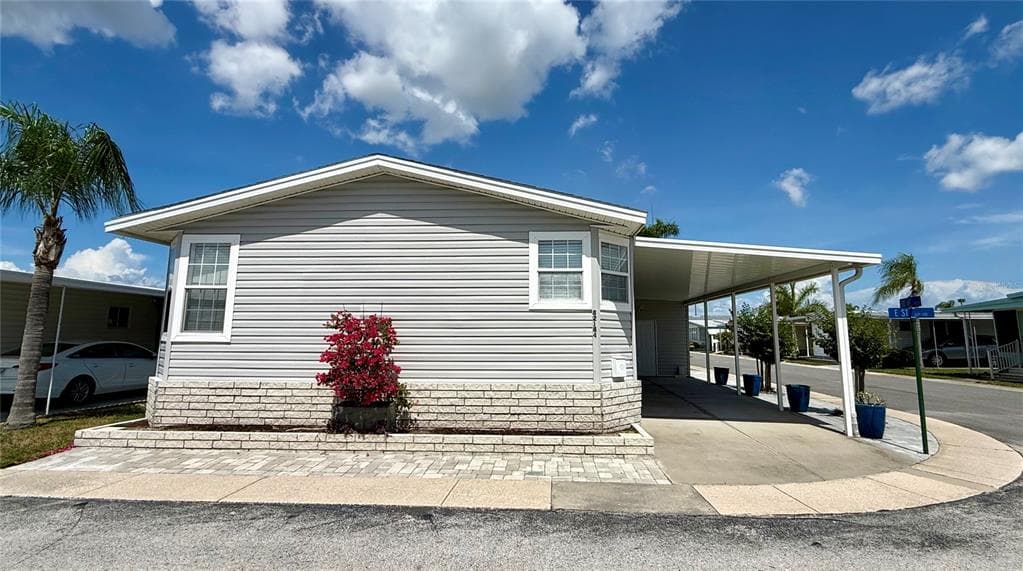 82184 E STREET N UNIT 184 PINELLAS PARK, FL 33781