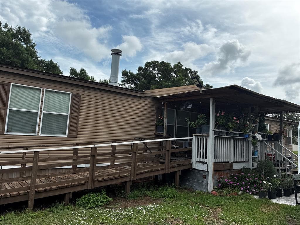 10410 GLORIA STREET GIBSONTON, FL 33534