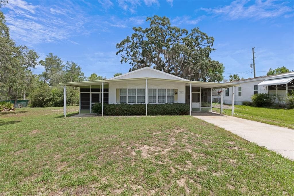12115 FAIRWAY AVENUE BROOKSVILLE, FL 34613