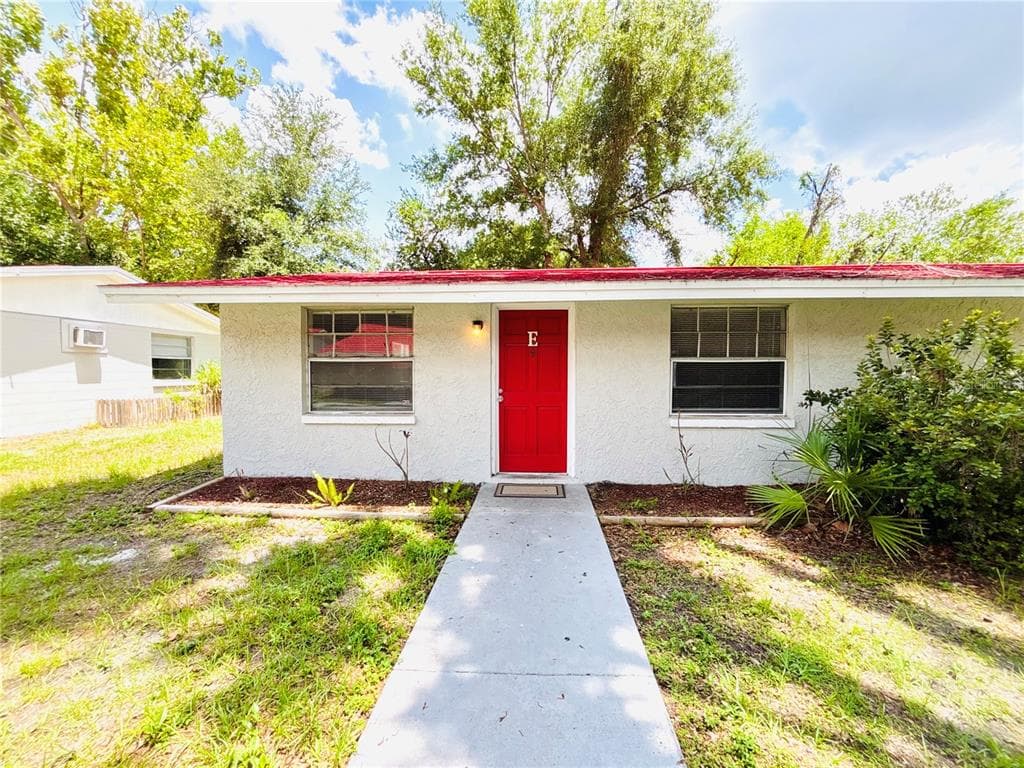 11733 N 12TH STREET UNIT E TAMPA, FL 33612