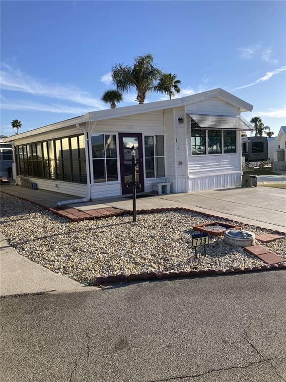 9000 US HIGHWAY 192 UNIT 729 CLERMONT, FL 34714