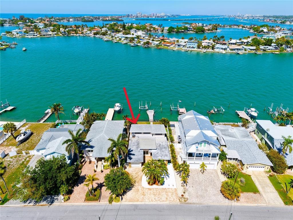 468 20TH AVENUE INDIAN ROCKS BEACH, FL 33785