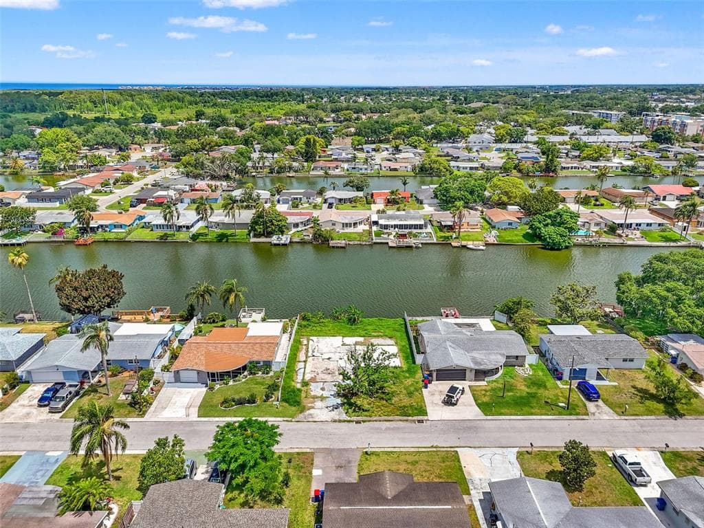 4101 BADEN DRIVE HOLIDAY, FL 34691