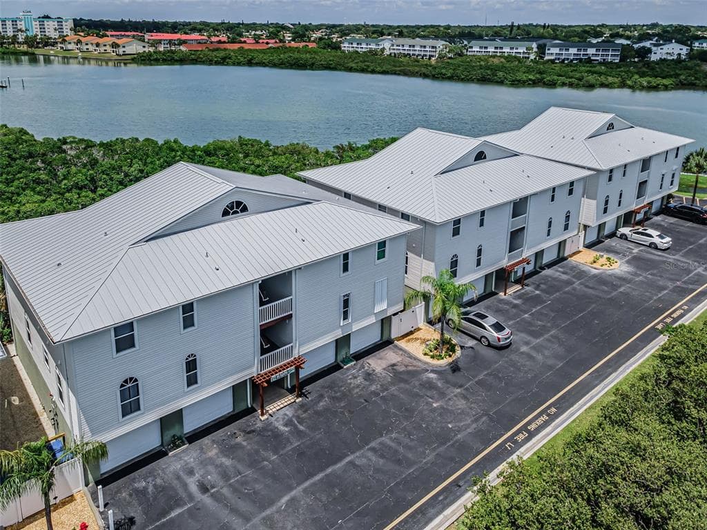 19829 GULF BOULEVARD UNIT 501 INDIAN SHORES, FL 33785