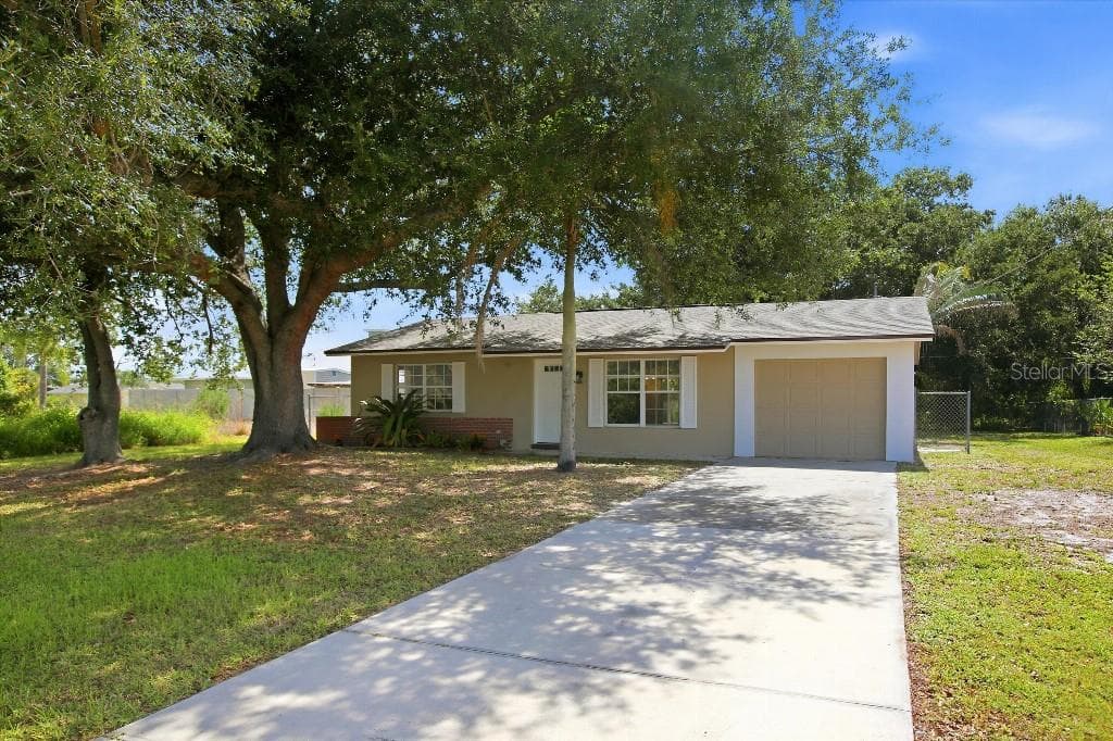 2278 PINELLAS DRIVE PUNTA GORDA, FL 33983