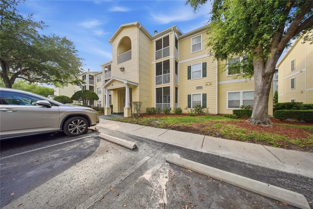 18477 BRIDLE CLUB DRIVE