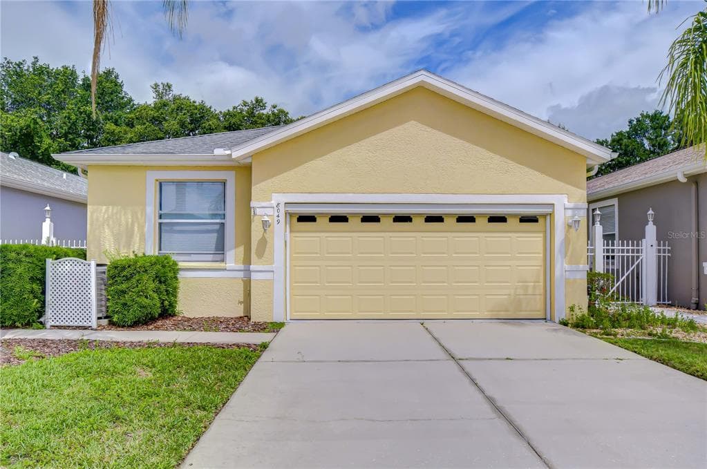 8049 SANGUINELLI ROAD LAND O LAKES, FL 34637