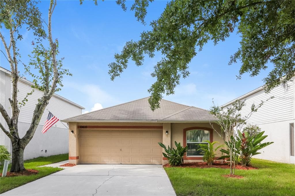 10610 OPUS DRIVE RIVERVIEW, FL 33579