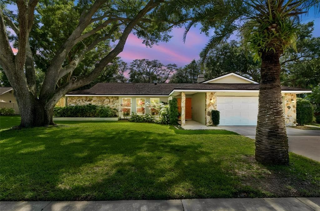 515 SANDY HOOK ROAD PALM HARBOR, FL 34683