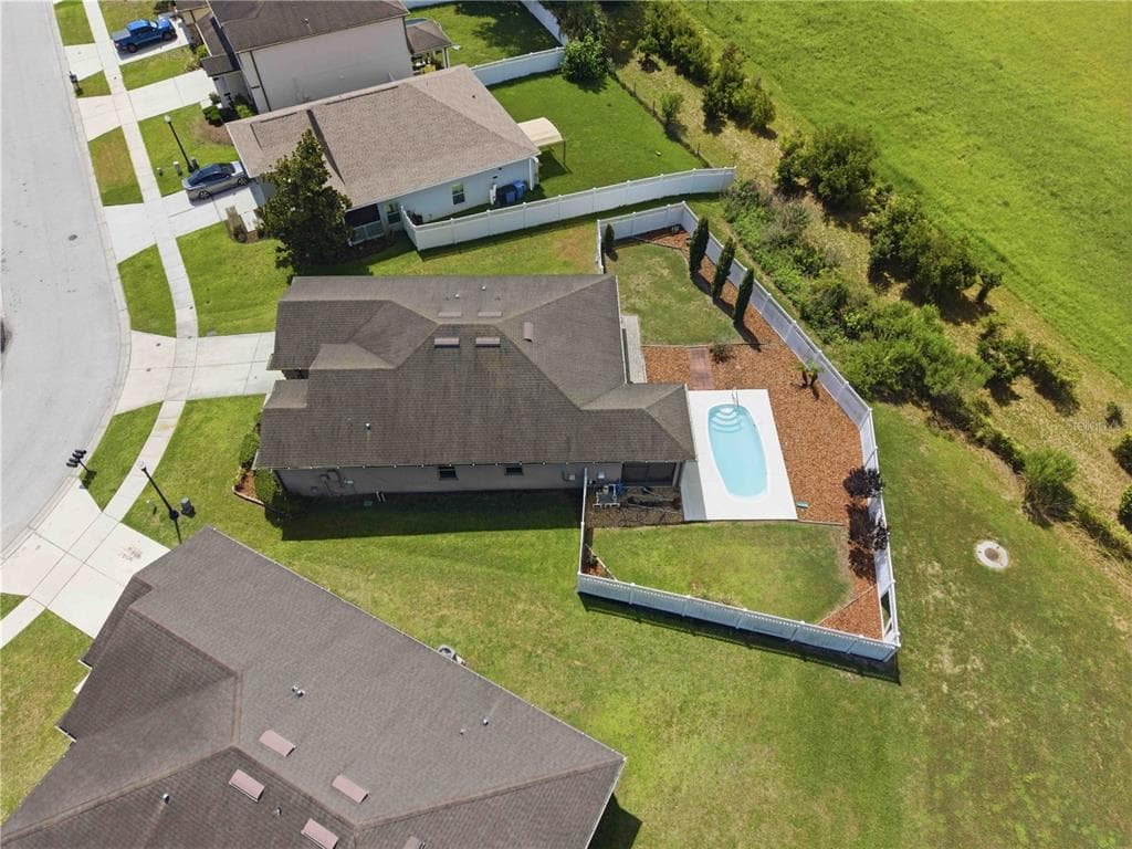 8804 HINSDALE HEIGHTS DRIVE POLK CITY, FL 33868