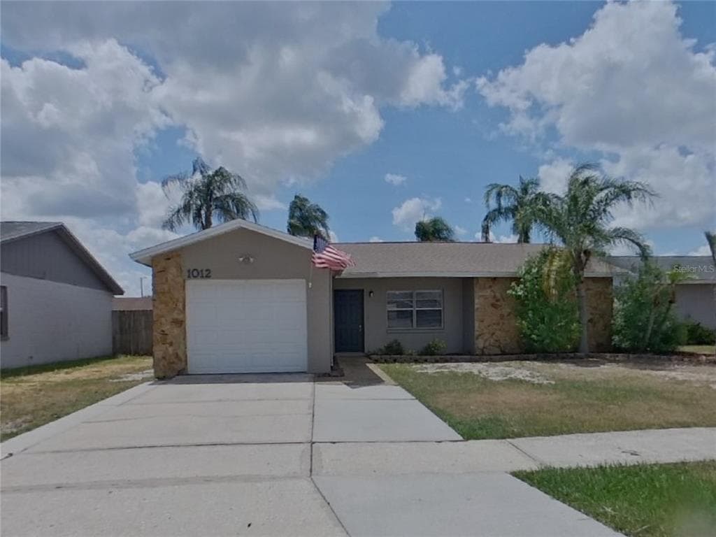 1012 OLD FIELD DRIVE BRANDON, FL 33511