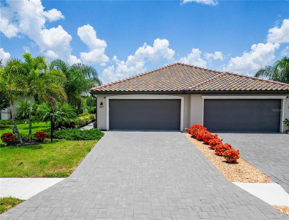 5323 WHITE SAND COVE
