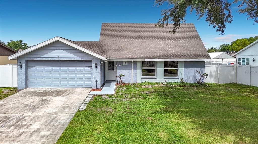 7010 COBBLEWOOD COURT TAMPA, FL 33615