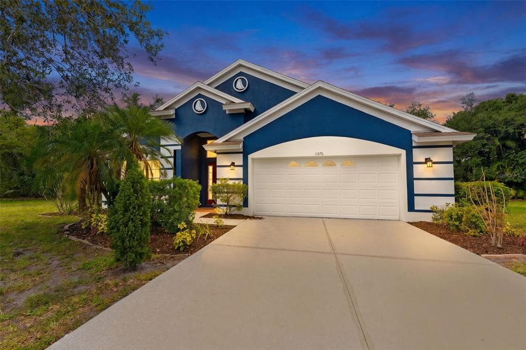 5976 48TH STREET E BRADENTON, FL 34203