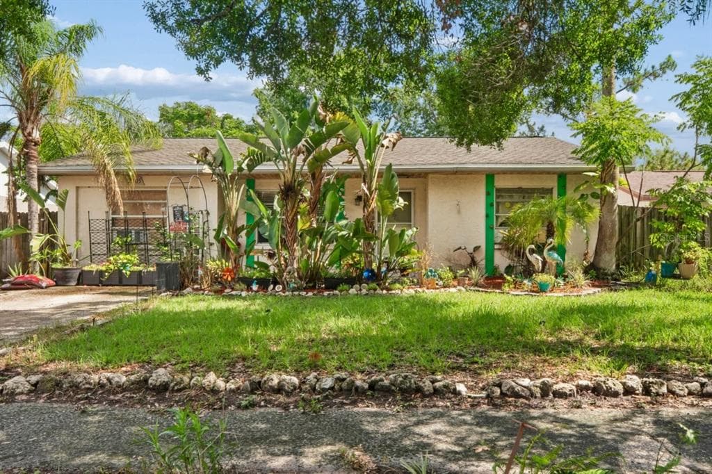 2005 HUDSON CT OLDSMAR, FL 34677