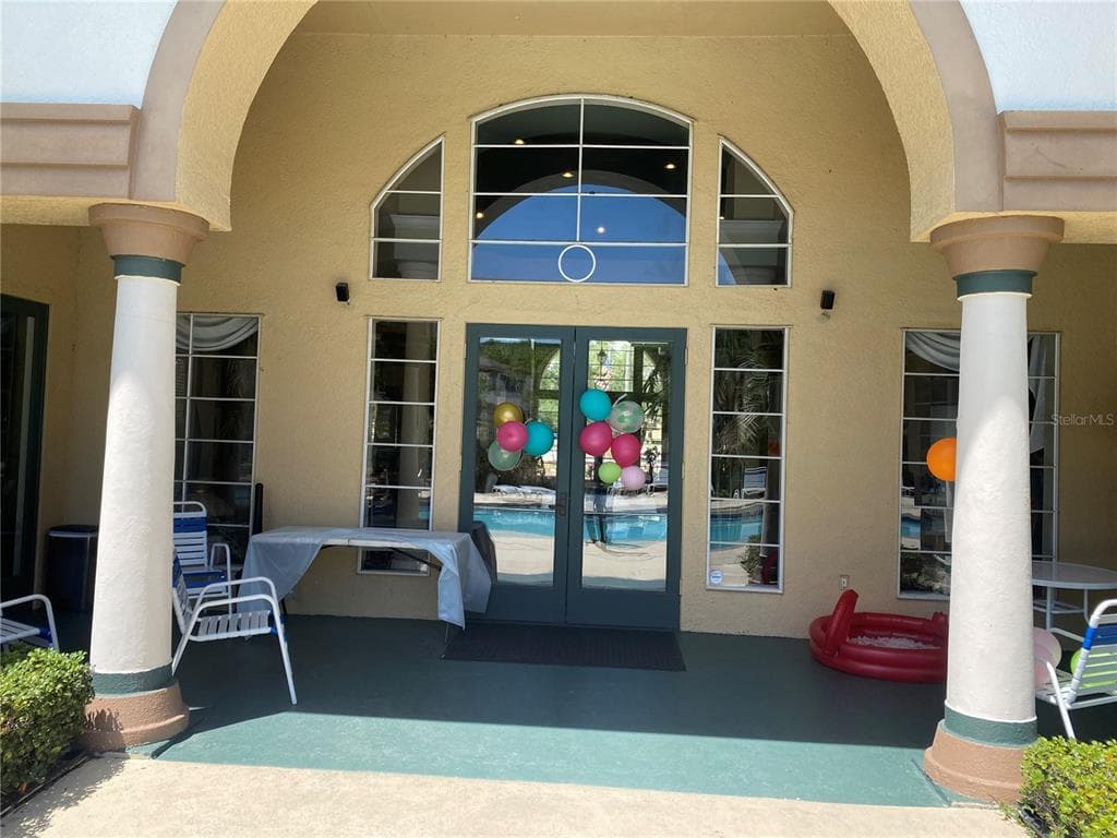 17110 CARRINGTON PARK DRIVE UNIT 825 TAMPA, FL 33647