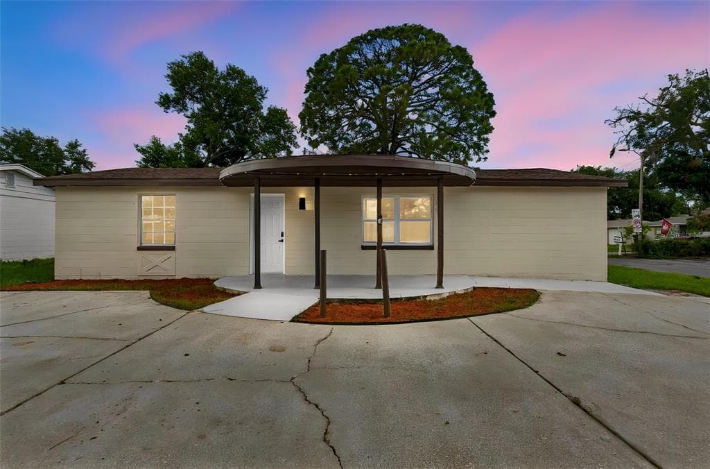 4834 MILE STRETCH DRIVE HOLIDAY, FL 34690