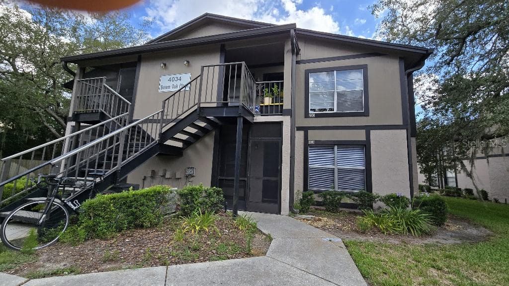 4034 DREAM OAK PLACE UNIT 103 TAMPA, FL 33613