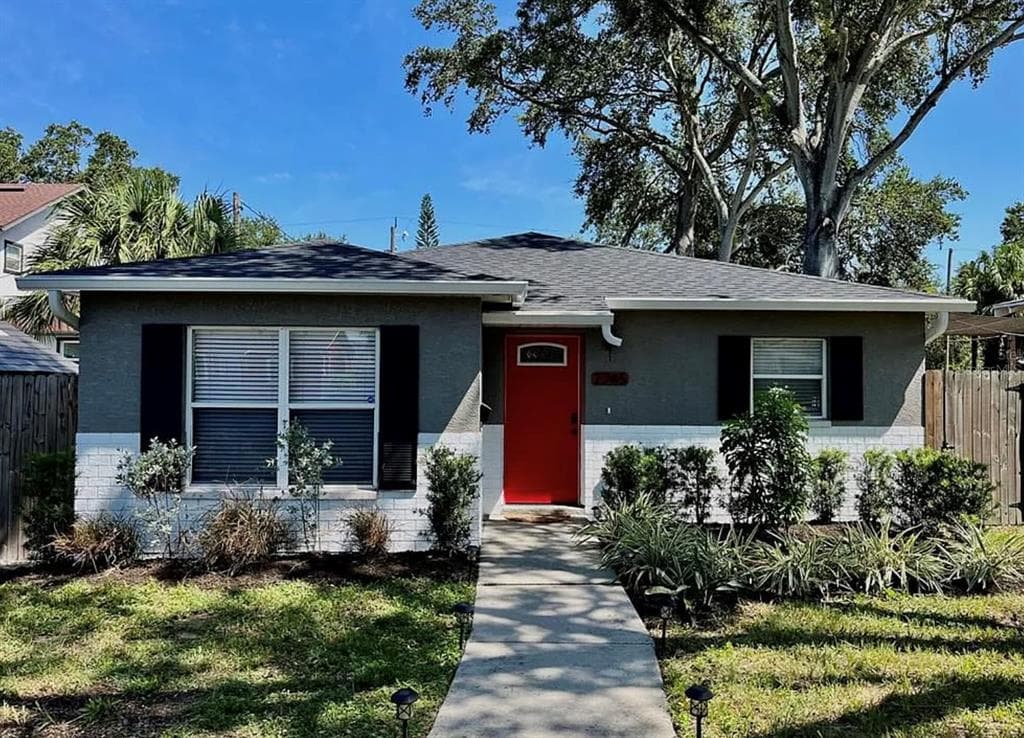 2745 4TH AVENUE S ST PETERSBURG, FL 33712