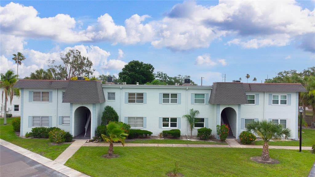 389 S MCMULLEN BOOTH ROAD UNIT 12 CLEARWATER, FL 33759
