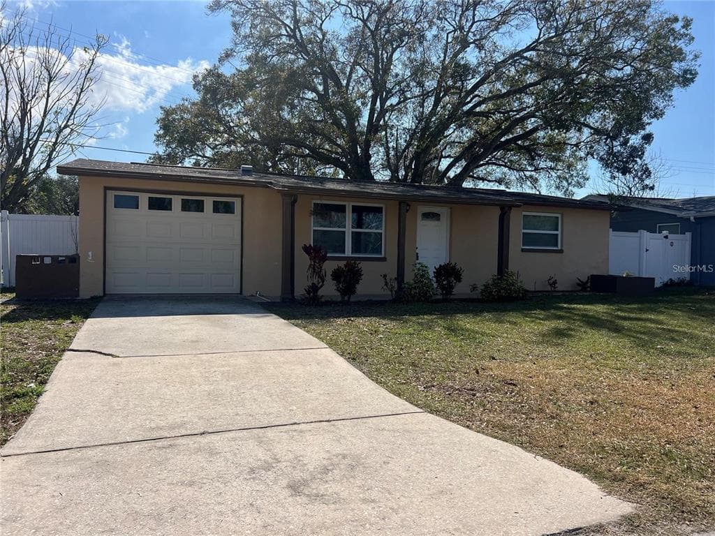 7438 COVENTRY DRIVE PORT RICHEY, FL 34668