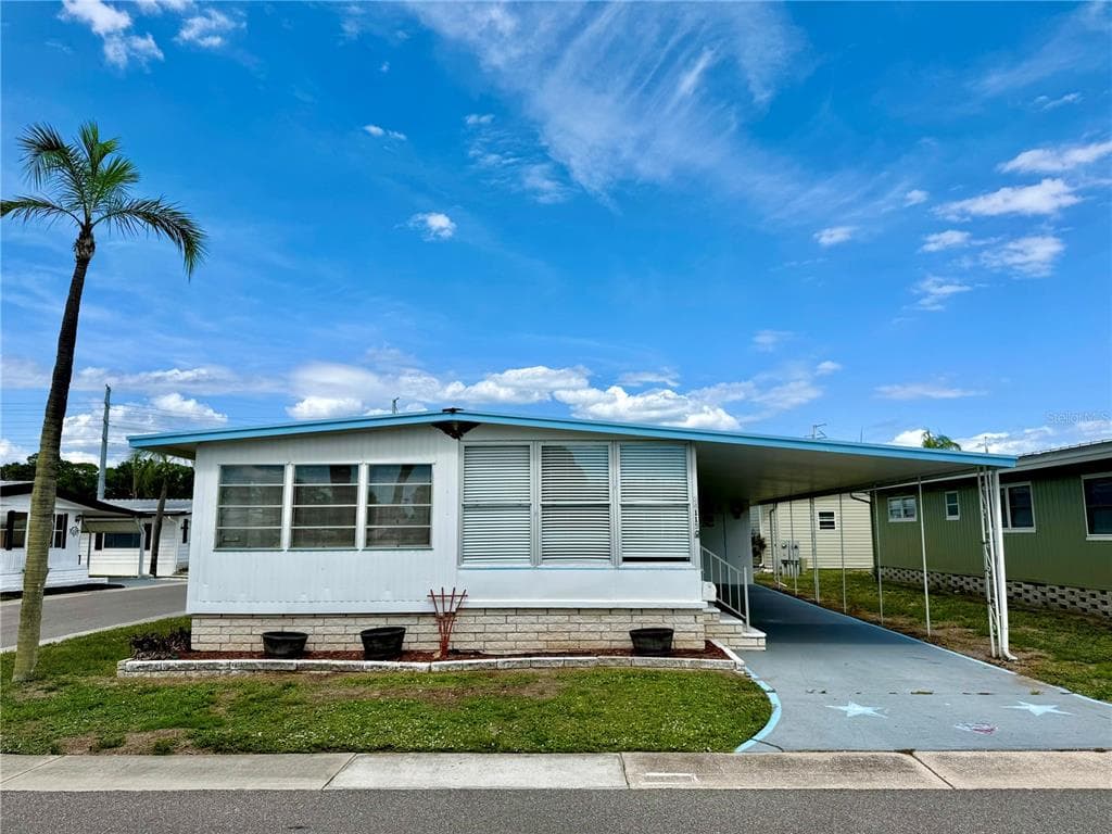 34115 ALAMANDA DRIVE N PINELLAS PARK, FL 33781
