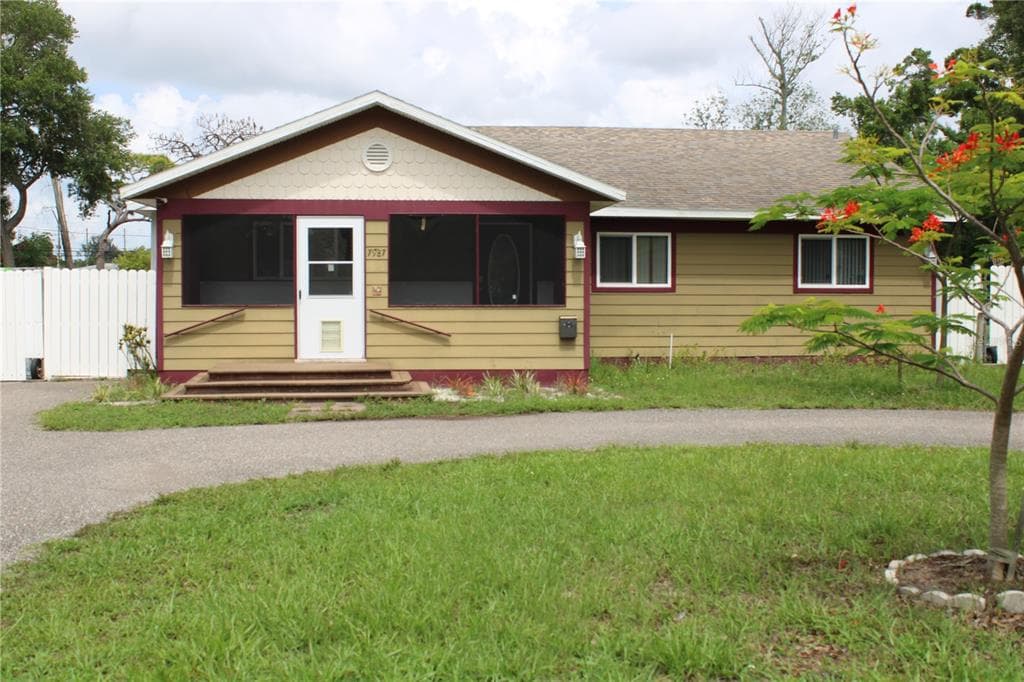7987 63RD STREET N PINELLAS PARK, FL 33781