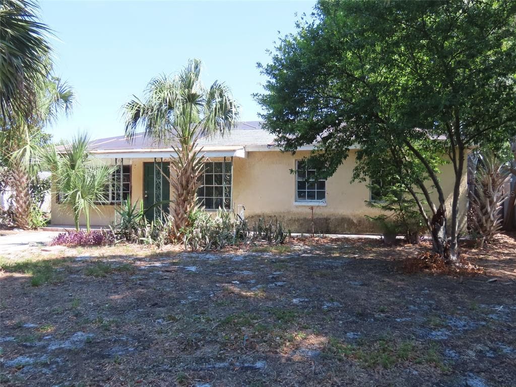 3911 W LEILA AVENUE TAMPA, FL 33616
