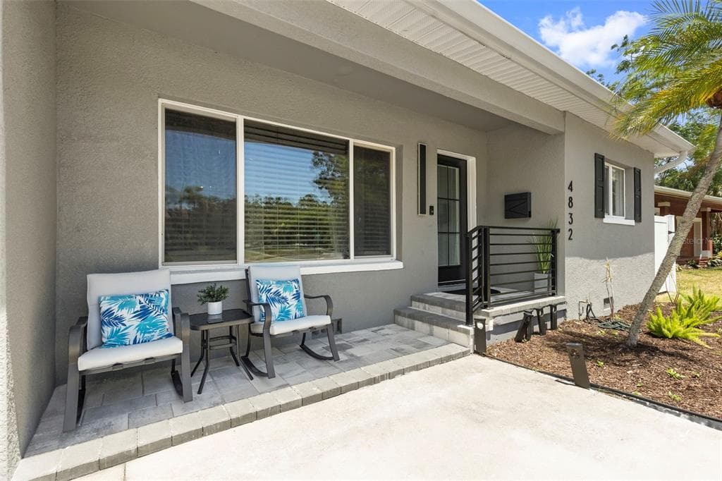 4832 5TH STREET S ST PETERSBURG, FL 33705